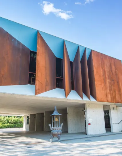 Wong2BDai2BSin2BTemple2B 2BDoors2BOpen2BMarkham2B8